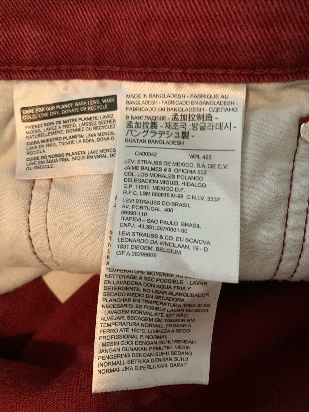 Levi 511 Men's Burgundy Slim Straight Jeans - Size W38 L34 - Picture 10 of 12